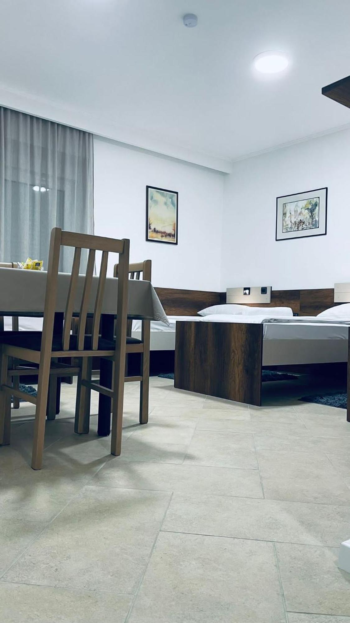 Kollar D Guest House - Prenociste Rooms Subotica Extérieur photo