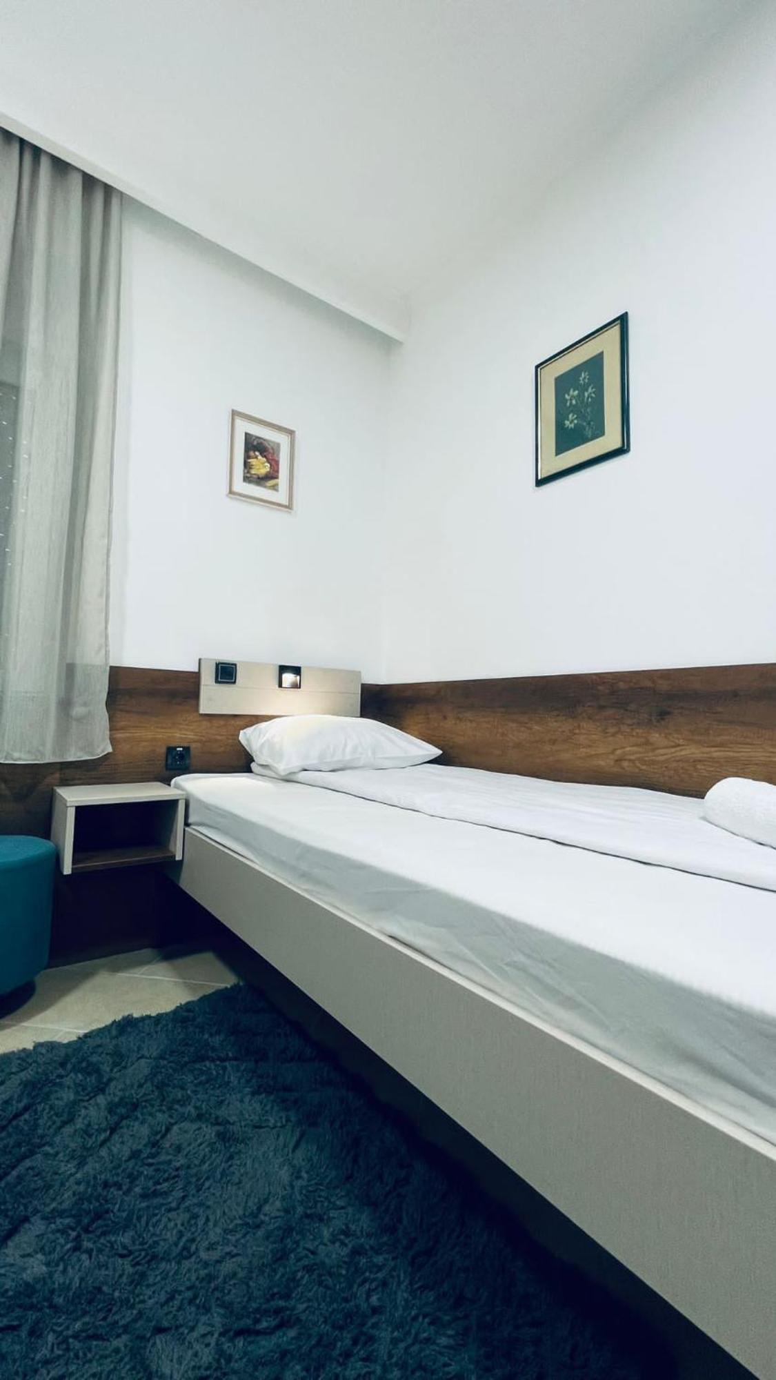 Kollar D Guest House - Prenociste Rooms Subotica Extérieur photo