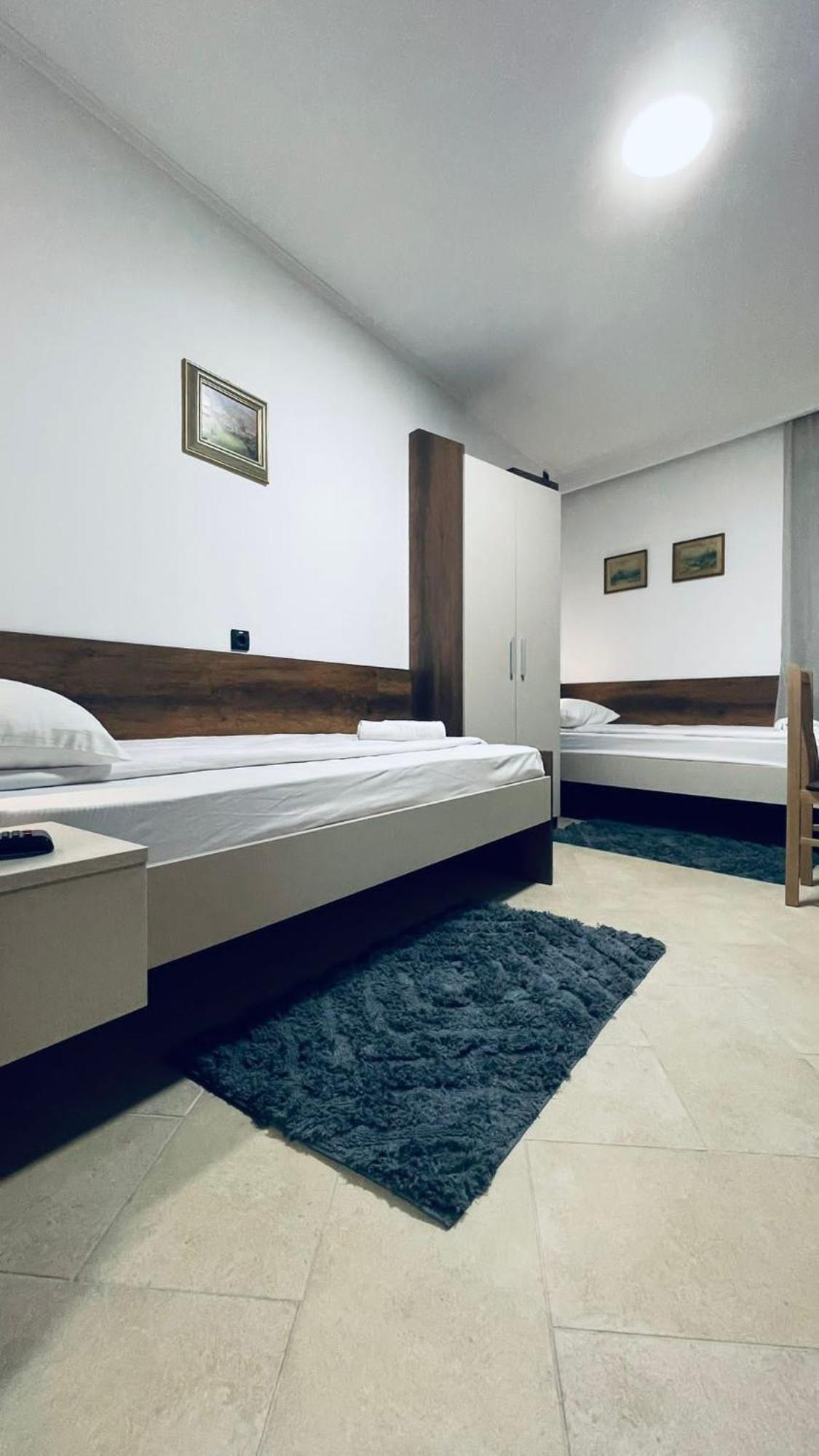Kollar D Guest House - Prenociste Rooms Subotica Extérieur photo